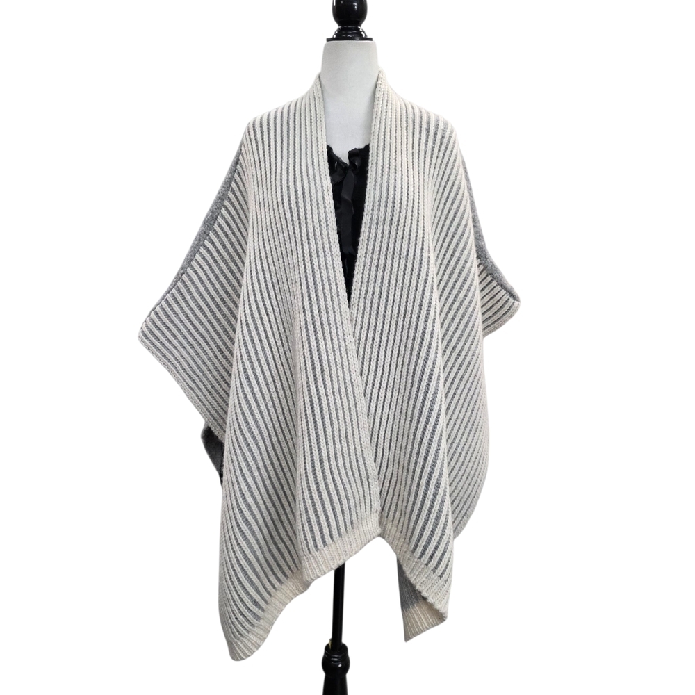 Cocogio Chunky knit wool blend Striped Gray and Cream Shawl
